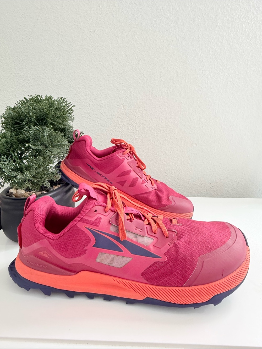 Altra Lone peak 7 Women size 10.5 Pink and Coral Trail Runners